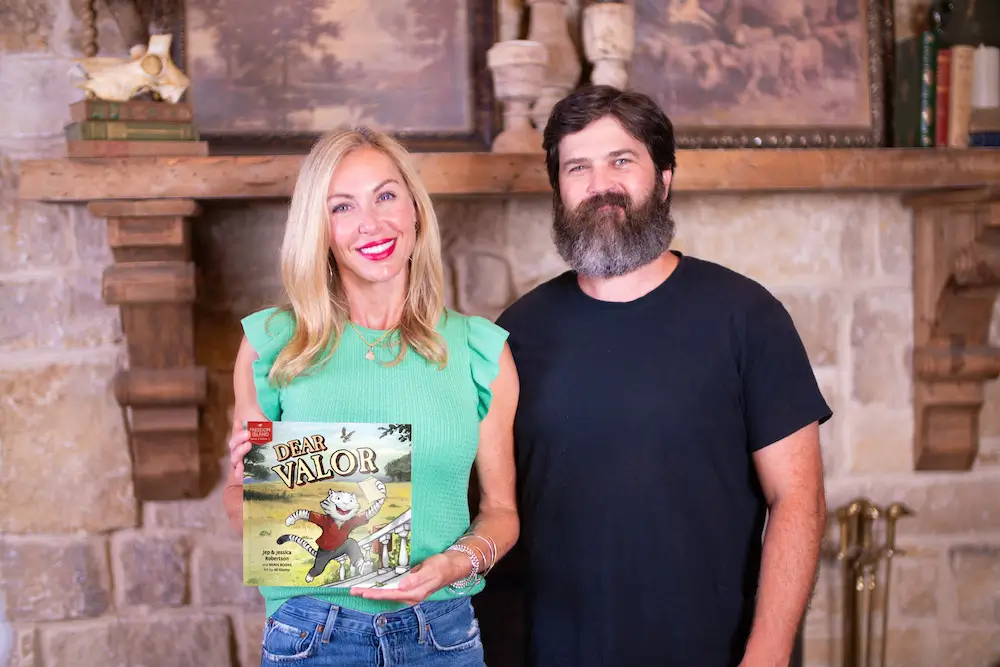 Dear Valor - Image 3